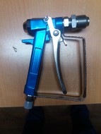  500 .  BLUE-500 Airless Spray Gun